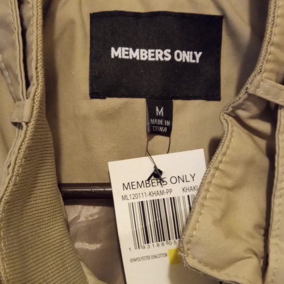 Women's Members Only Jacket - Picture 4 of 4